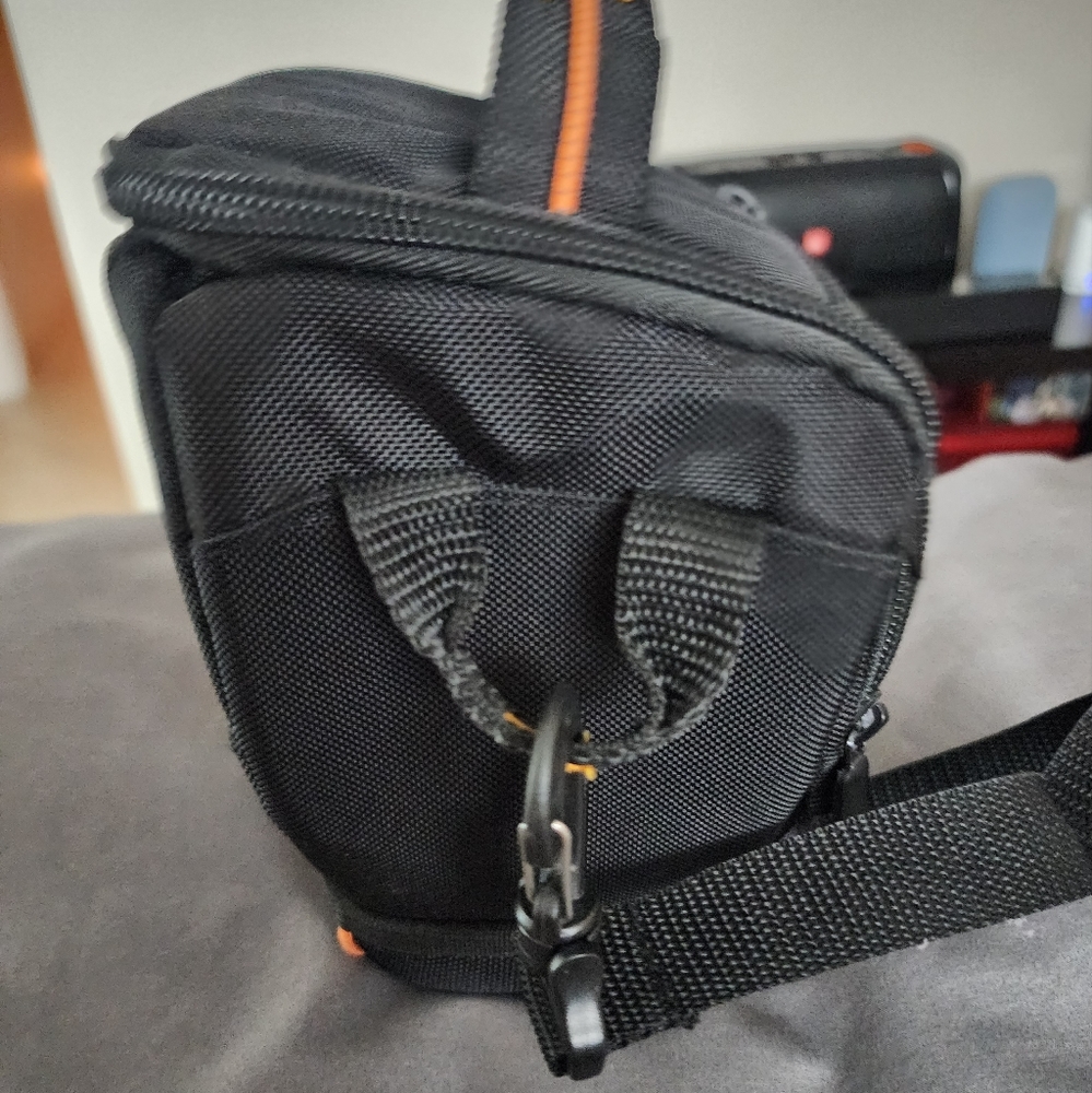 Camera Bag - Picture 3 of 7